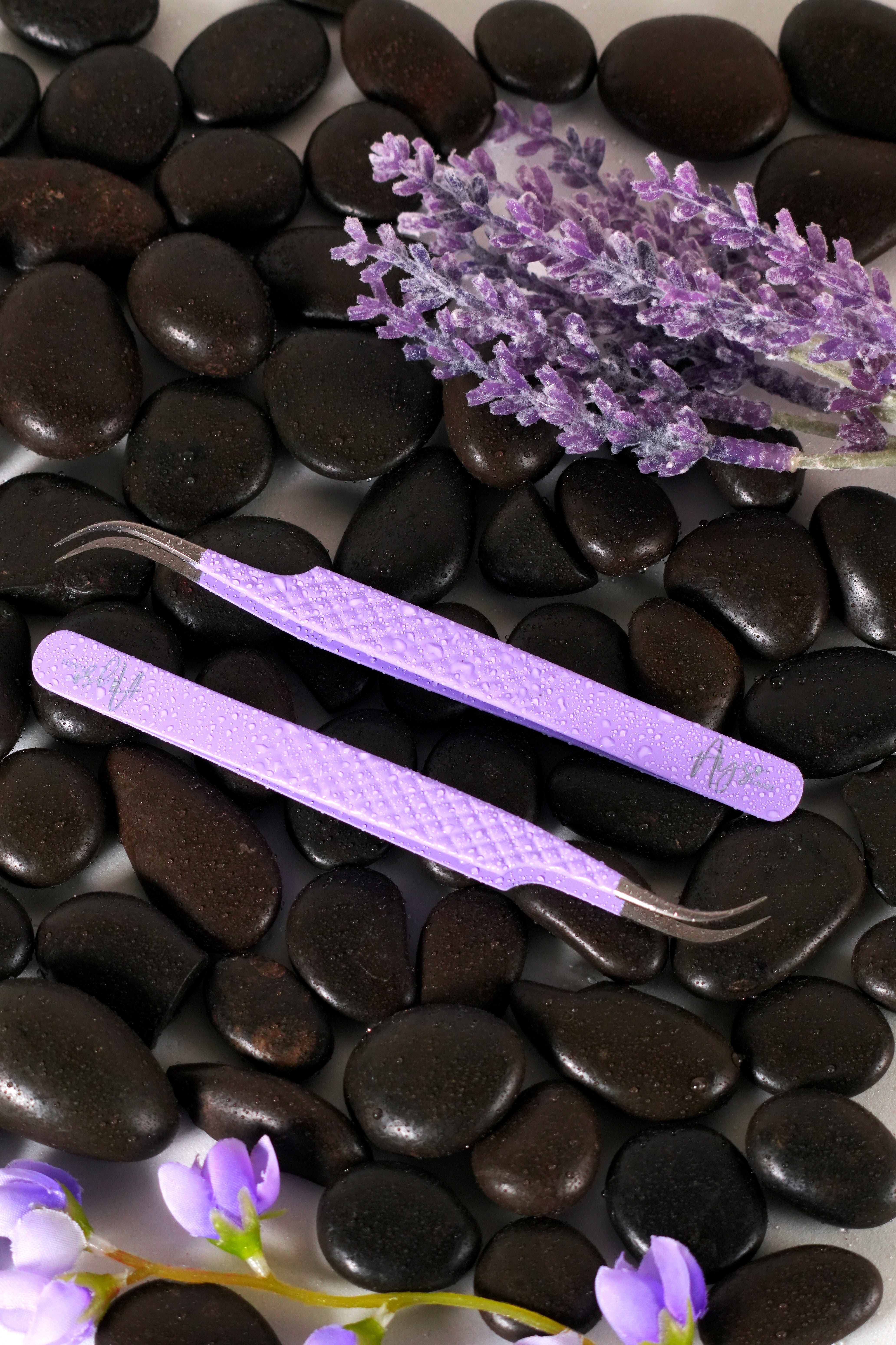 Baby lilac Eye Lash Tweezer